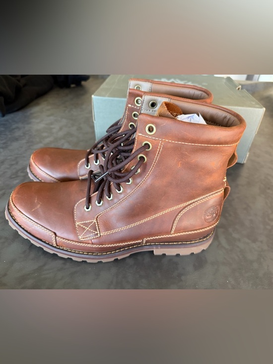 Timberland Originals 6-Inch Boot Medium Brown Nubuck TB015551 NIB Size 12 main image 6